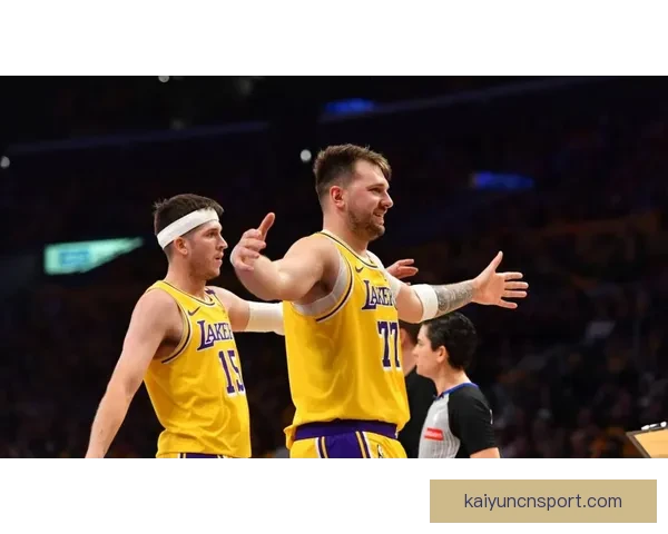 底线不可触碰 追梦发声力挺东契奇保护家人 霍里言论纯属借势炒作